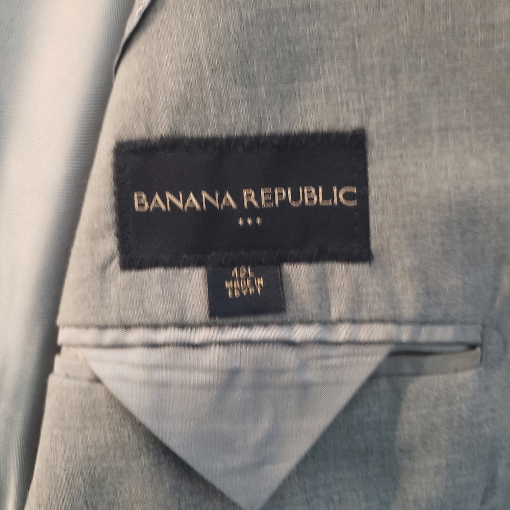 Banana Republic - Picture 6 of 8